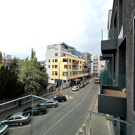 Ambiente Serviced Apartments - Dunajska Pressburg Exterior foto
