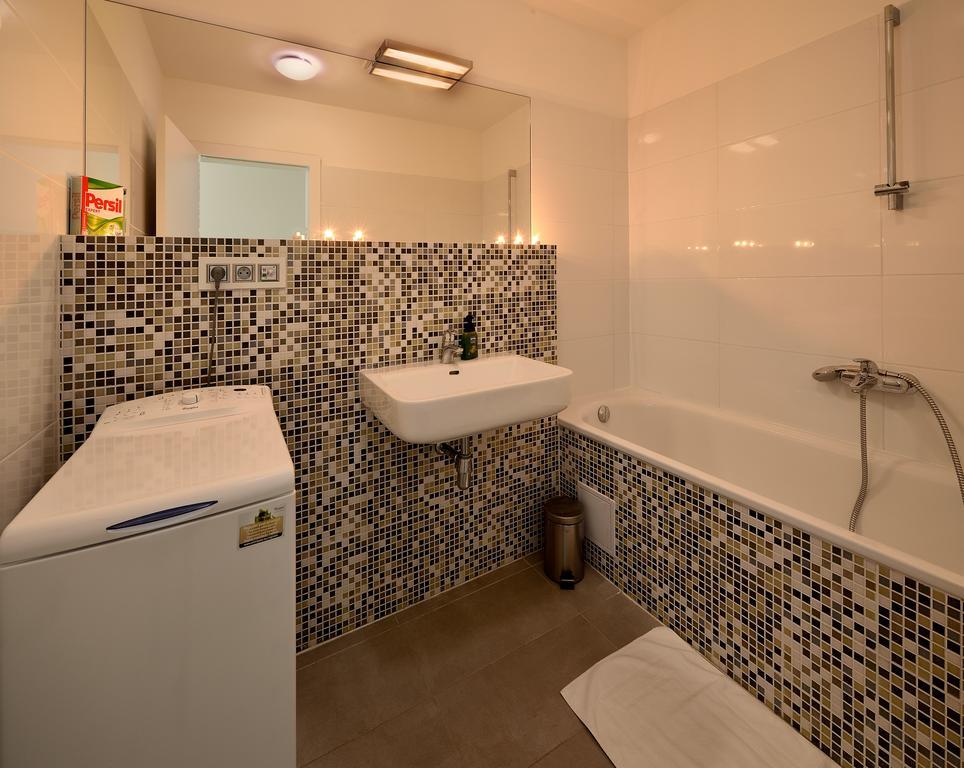Ambiente Serviced Apartments - Dunajska Pressburg Zimmer foto