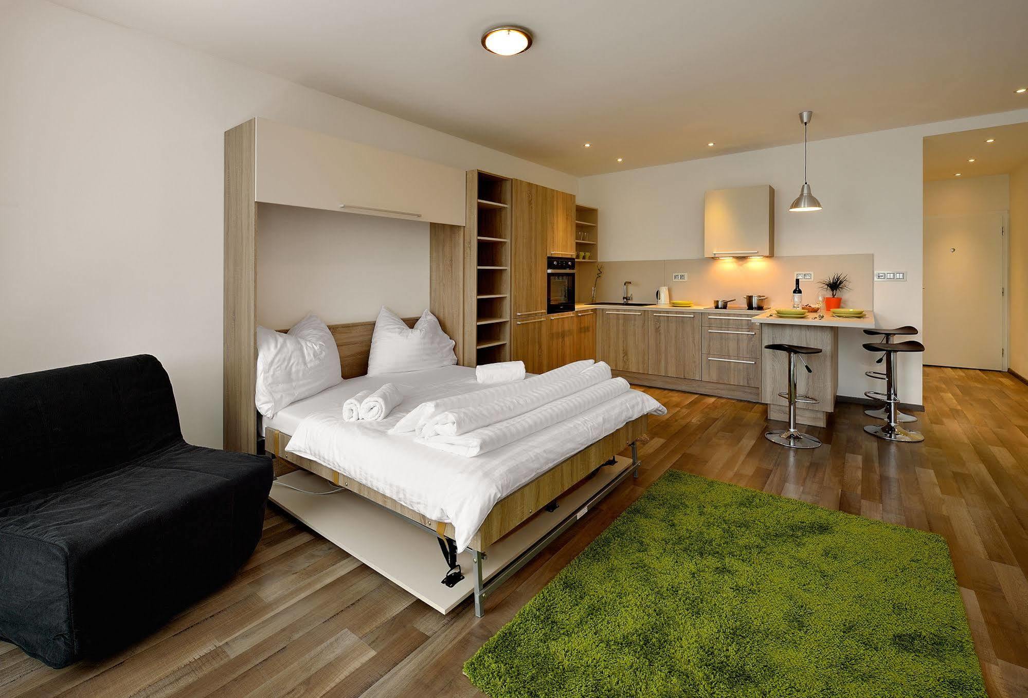 Ambiente Serviced Apartments - Dunajska Pressburg Exterior foto